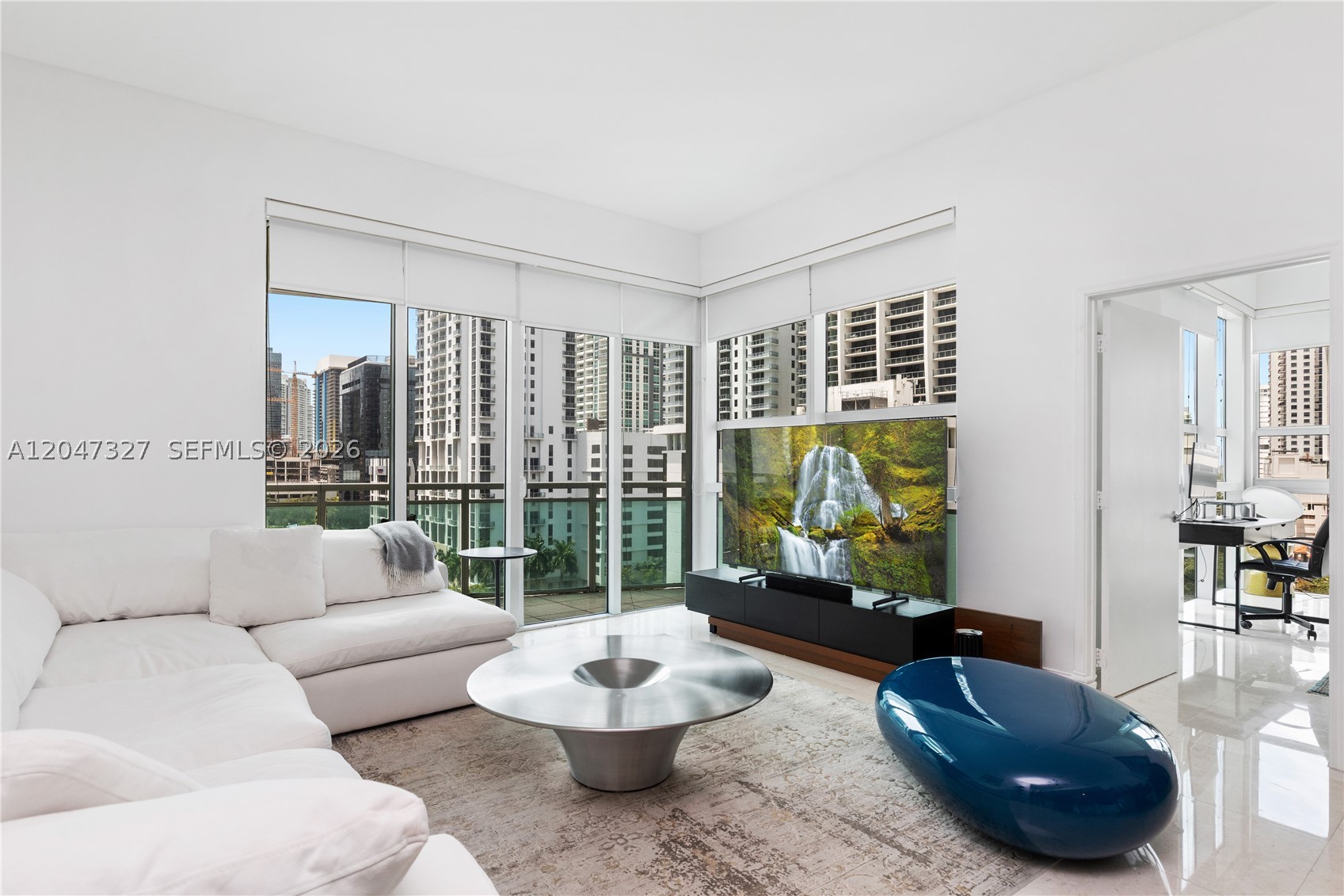 951 Brickell Ave #1011, Miami FL 33131