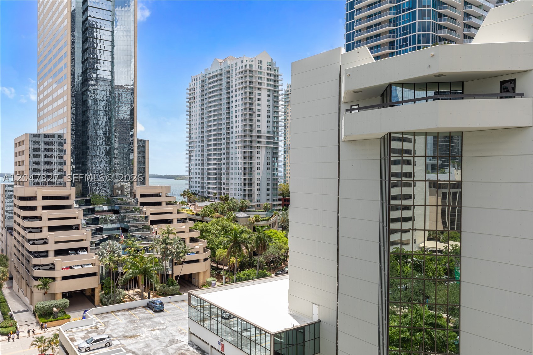 951 Brickell Ave #1011, Miami FL 33131