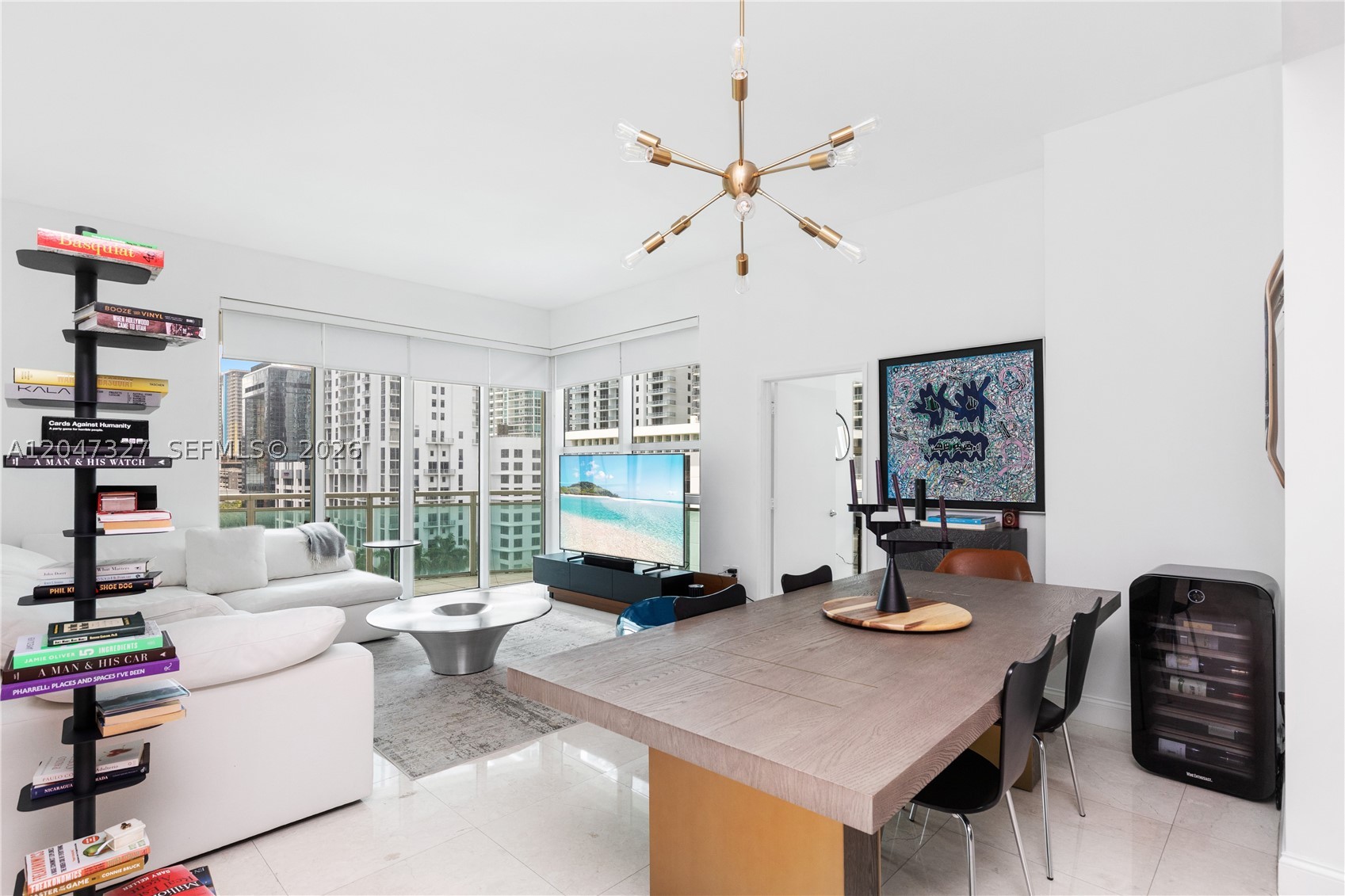 951 Brickell Ave #1011, Miami FL 33131