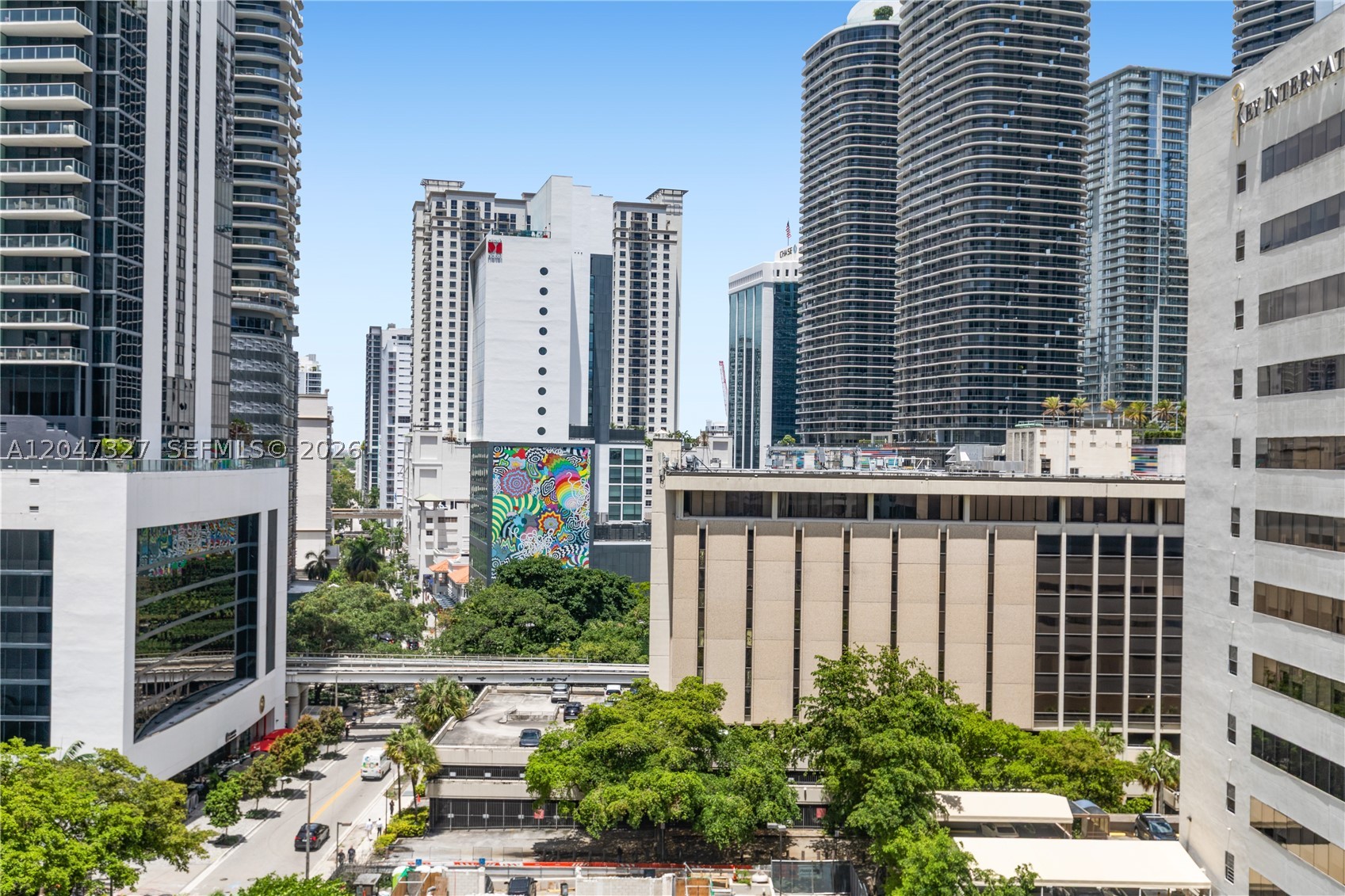 951 Brickell Ave #1011, Miami FL 33131