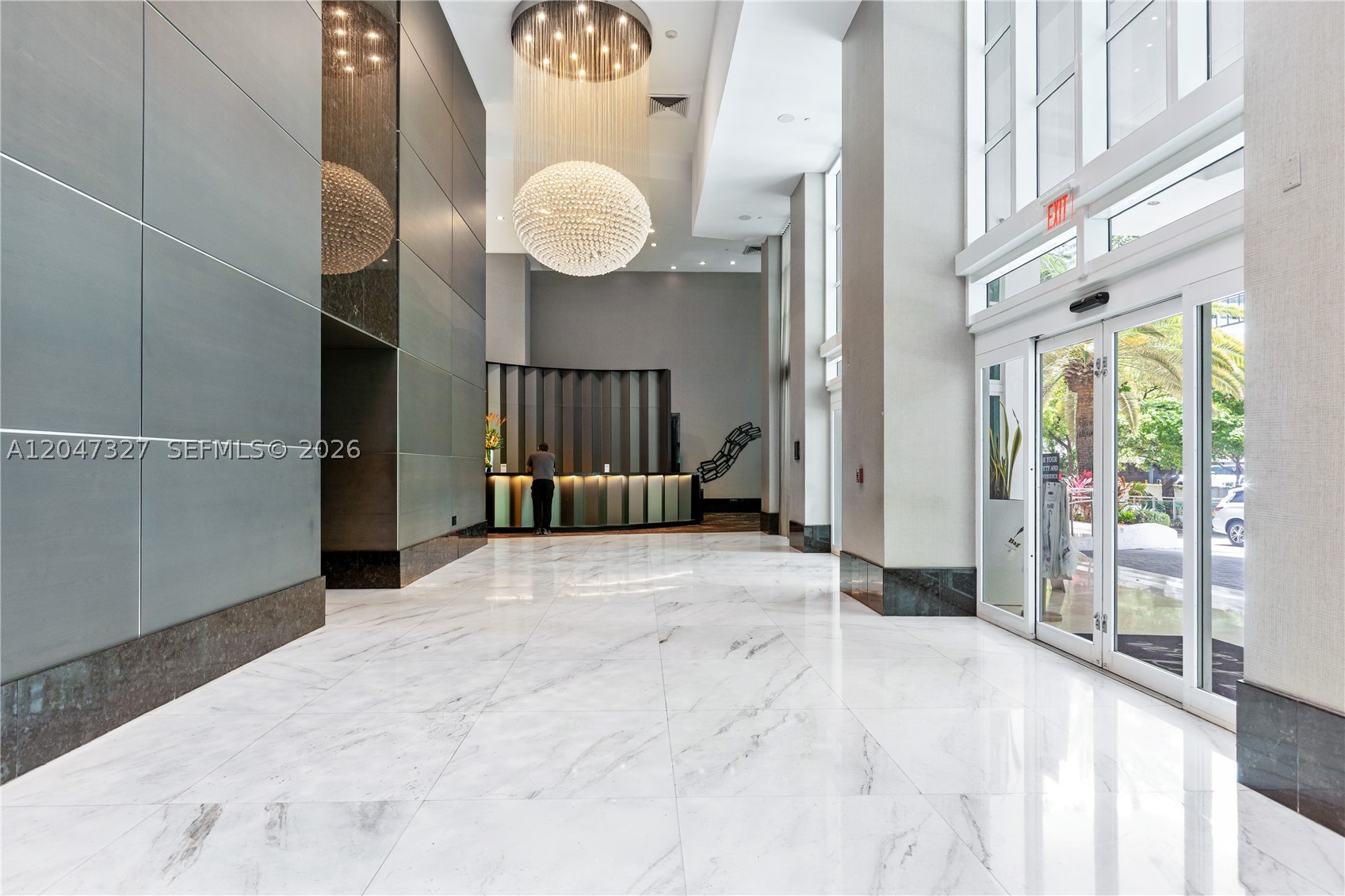 951 Brickell Ave #1011, Miami FL 33131