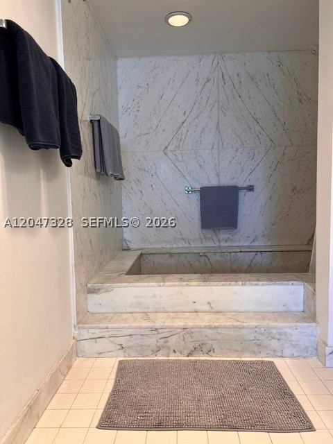 199 Ocean Lane Dr #903, Key Biscayne FL 33149
