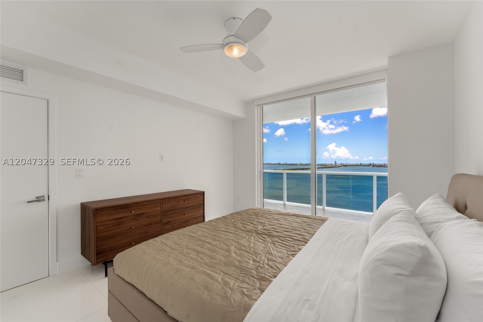 600 NE 27th St #2904, Miami FL 33137