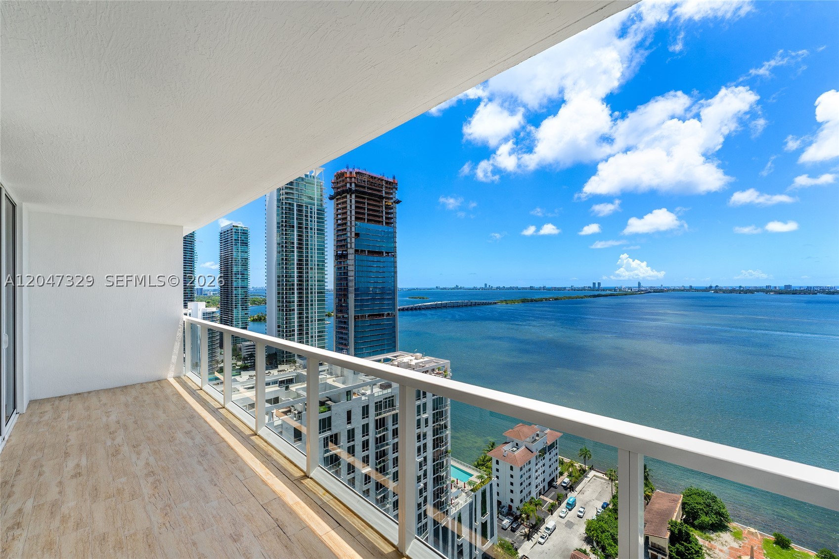 600 NE 27th St #2904, Miami FL 33137
