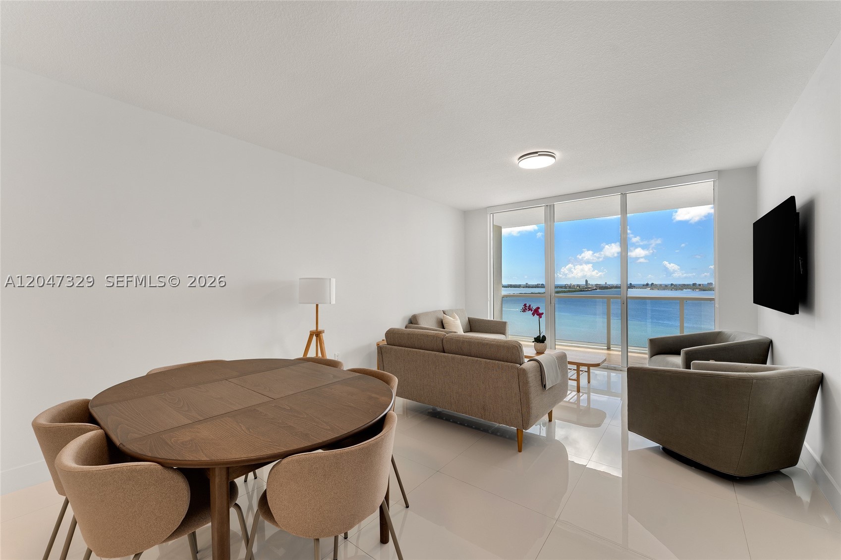 600 NE 27th St #2904, Miami FL 33137