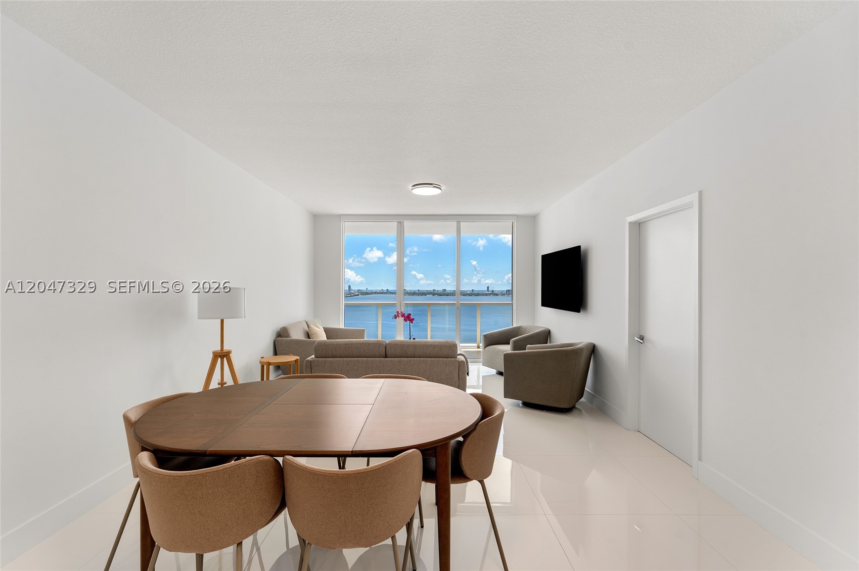 600 NE 27th St #2904, Miami FL 33137