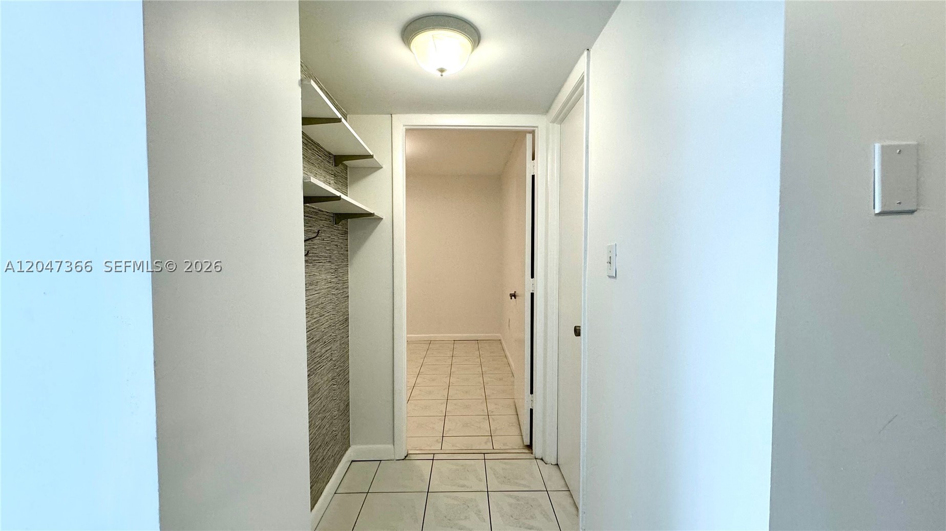 130 S Shore Dr #4B, Miami Beach FL 33141