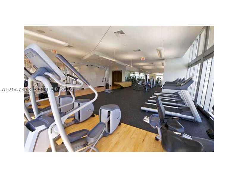 1111 SW 1 AV #2419-N, Miami FL 33130
