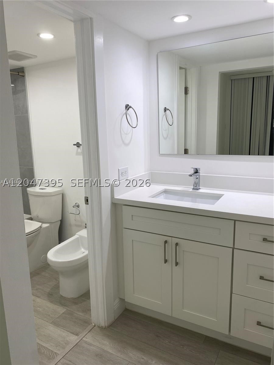 911 E Ponce De Leon Blvd #301, Coral Gables FL 33134