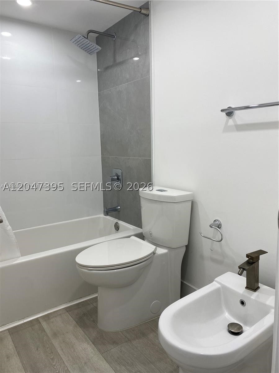 911 E Ponce De Leon Blvd #301, Coral Gables FL 33134