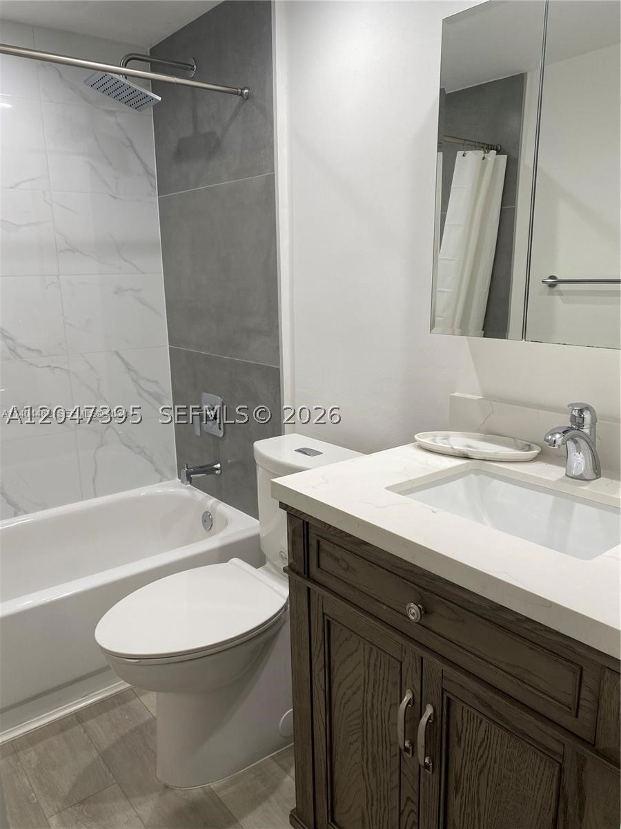 911 E Ponce De Leon Blvd #301, Coral Gables FL 33134