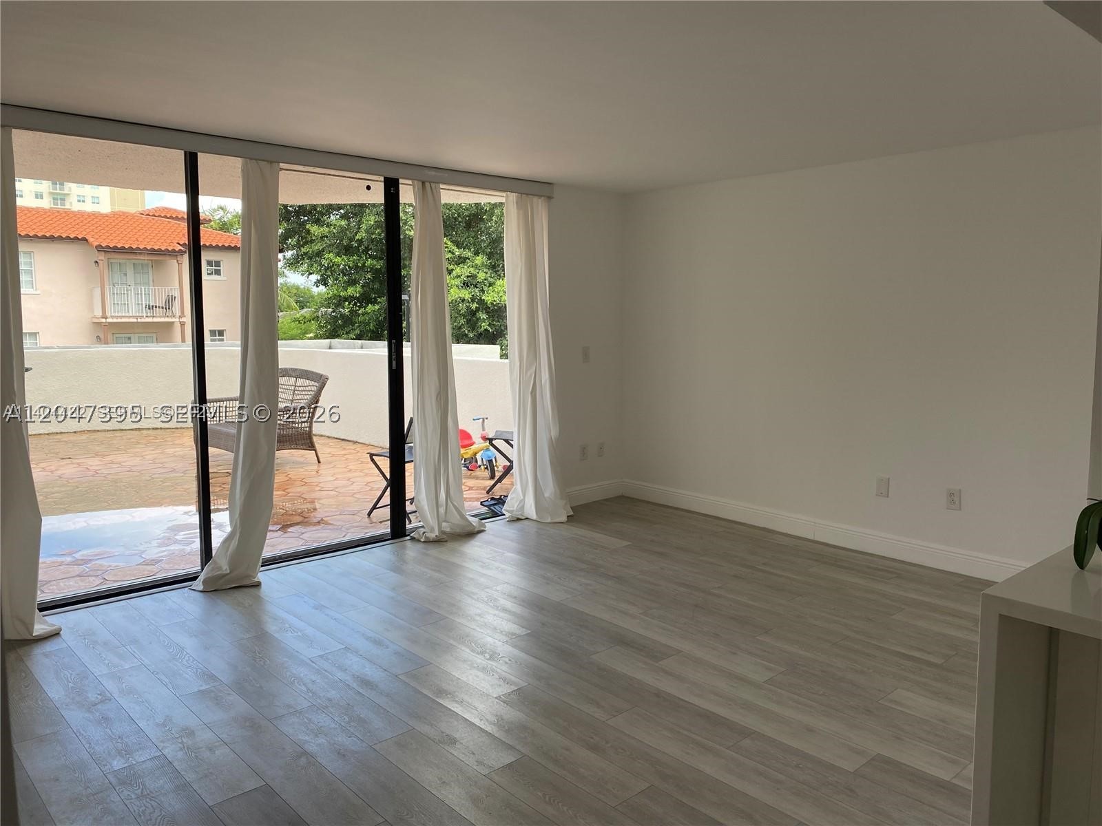 911 E Ponce De Leon Blvd #301, Coral Gables FL 33134