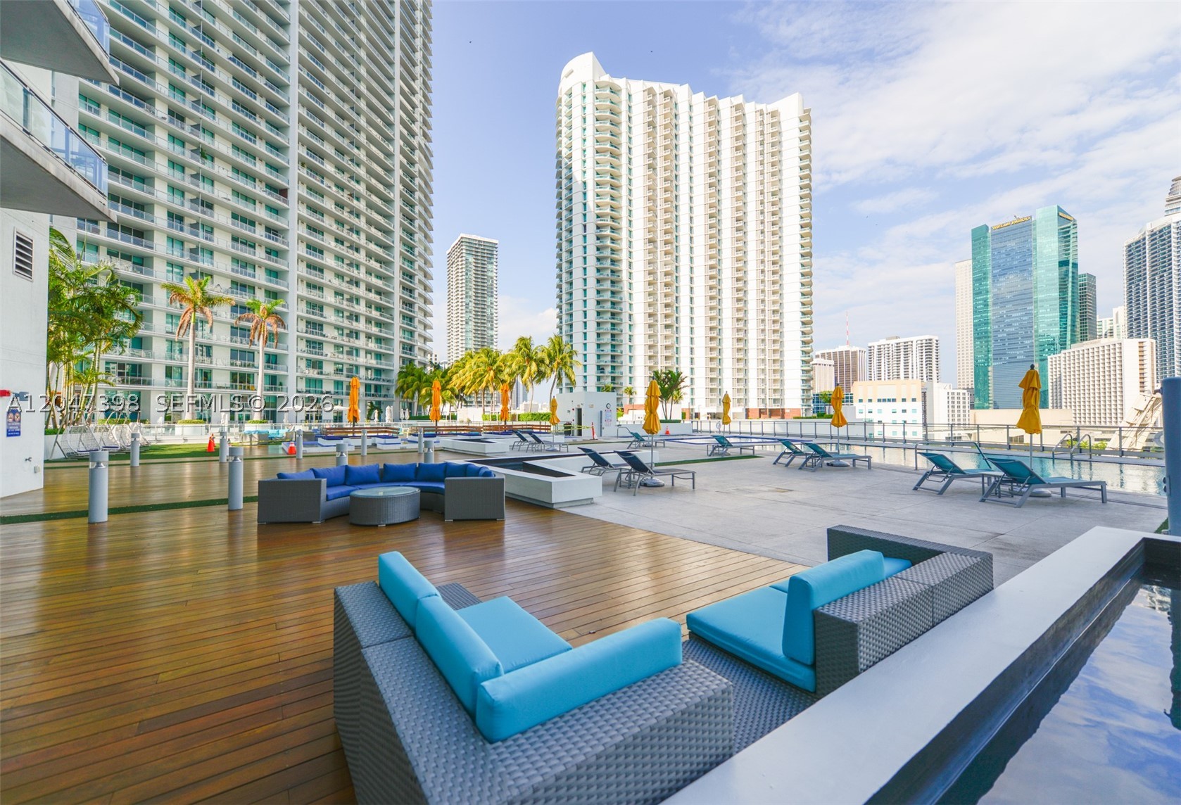 92 SW 3rd St #3310, Miami FL 33130