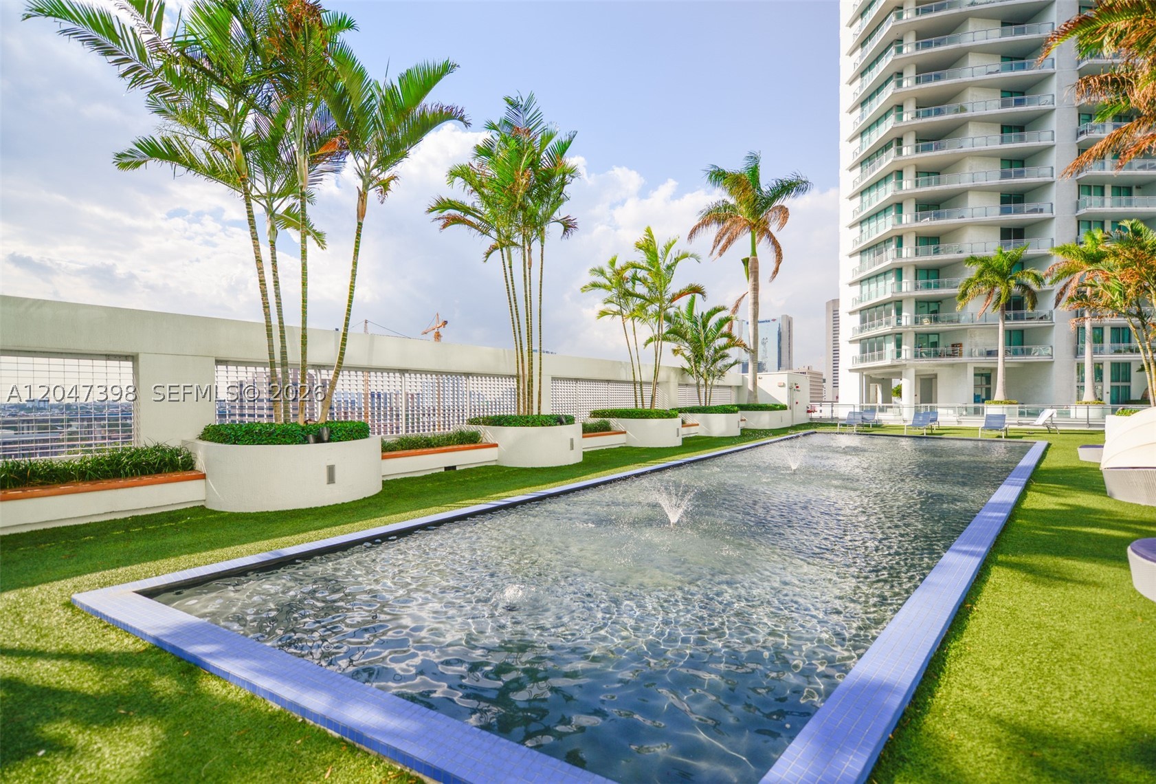 92 SW 3rd St #3310, Miami FL 33130