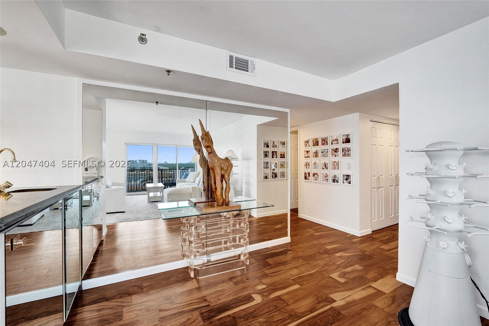 1201 S Ocean Dr #1702N, Hollywood FL 33019