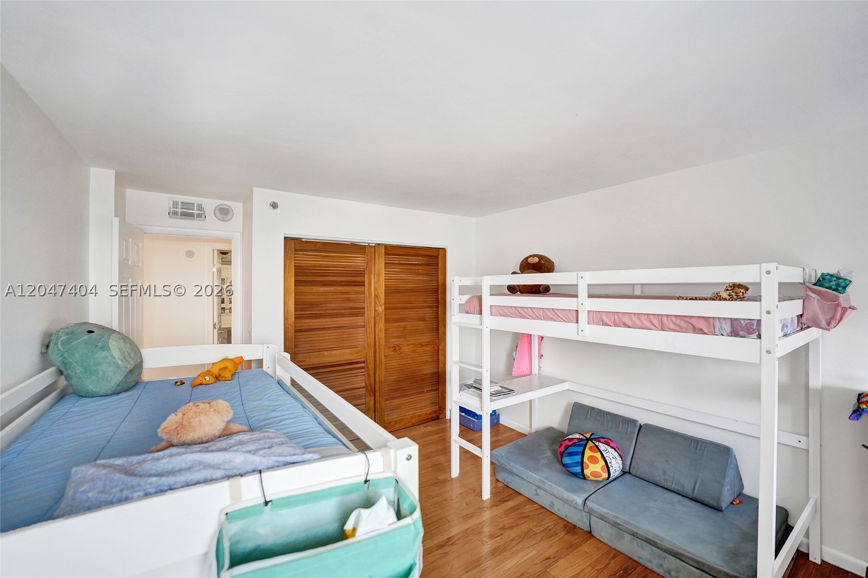 1201 S Ocean Dr #1702N, Hollywood FL 33019
