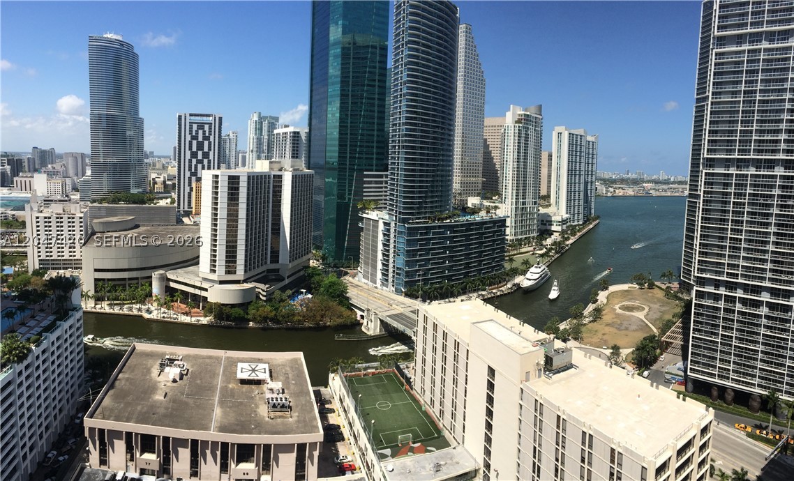 55 SE 6th St #2807, Miami FL 33131
