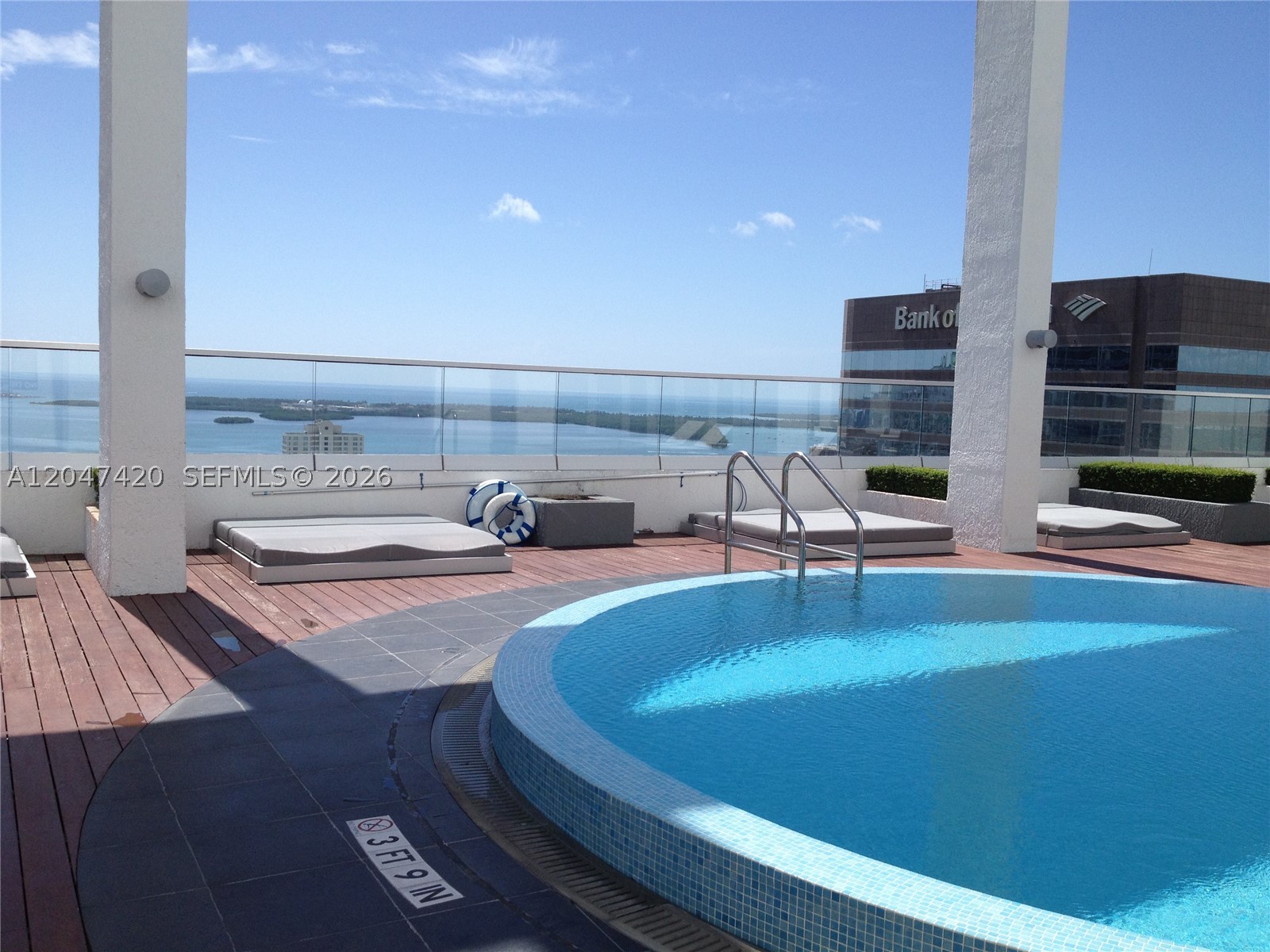 55 SE 6th St #2807, Miami FL 33131