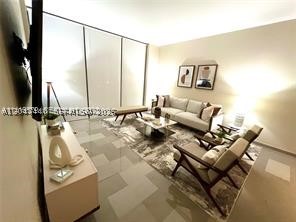 68 SE 6th St #906, Miami FL 33131