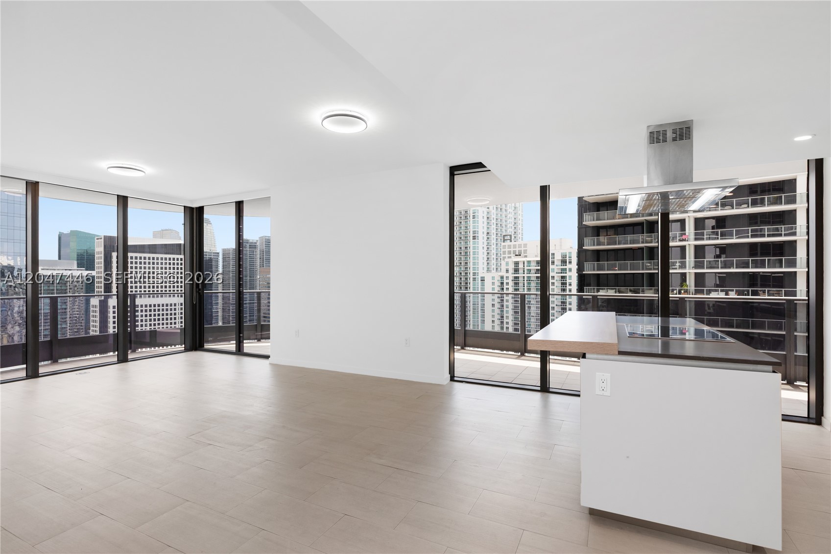 1000 Brickell Plz #4015, Miami FL 33131