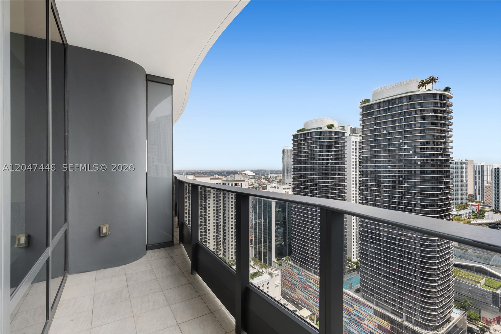 1000 Brickell Plz #4015, Miami FL 33131