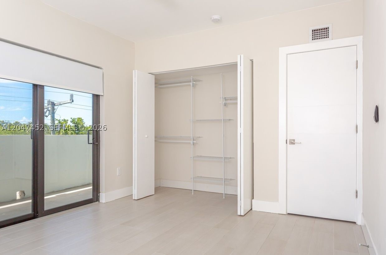 800 S Dixie Hwy 306 Hwy #306, Coral Gables FL 33146