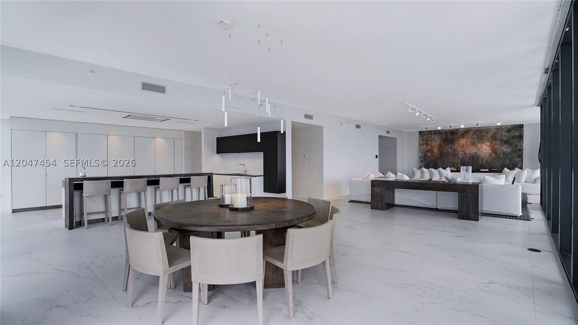 1000 Biscayne Blvd #4401, Miami FL 33132