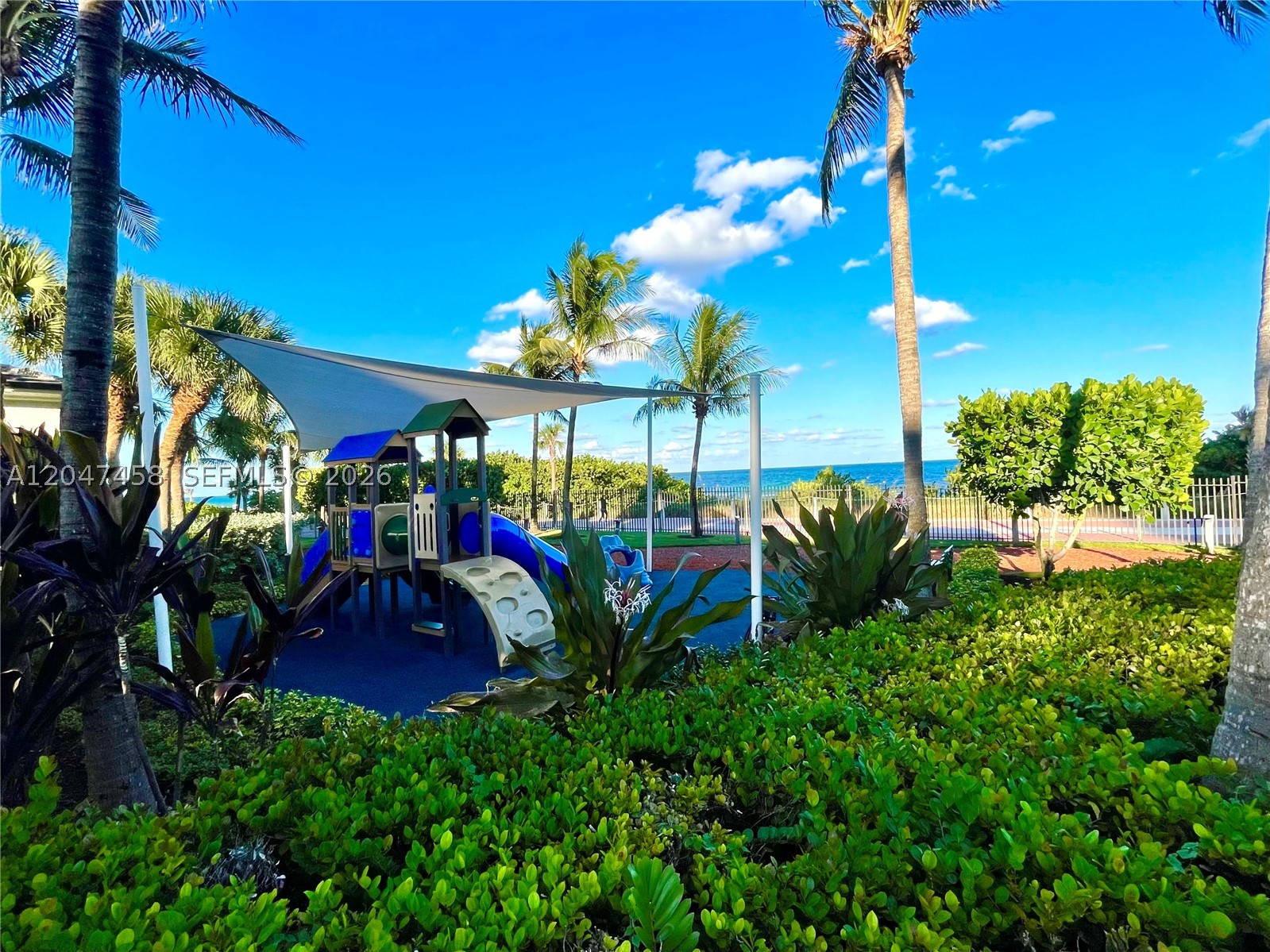 4775 Collins Ave #2305, Miami Beach FL 33140