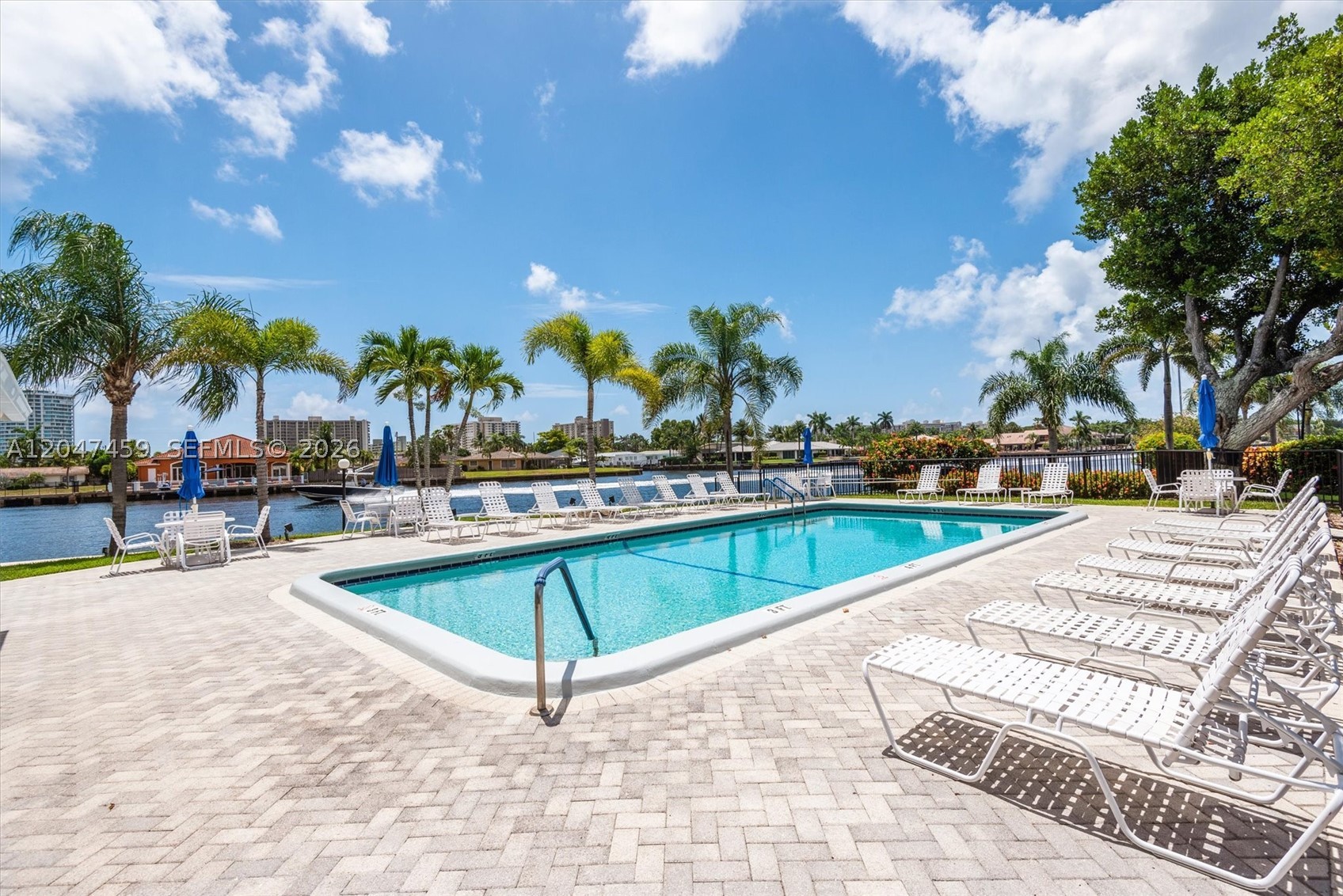 6209 Bay Club Dr #4, Fort Lauderdale FL 33308