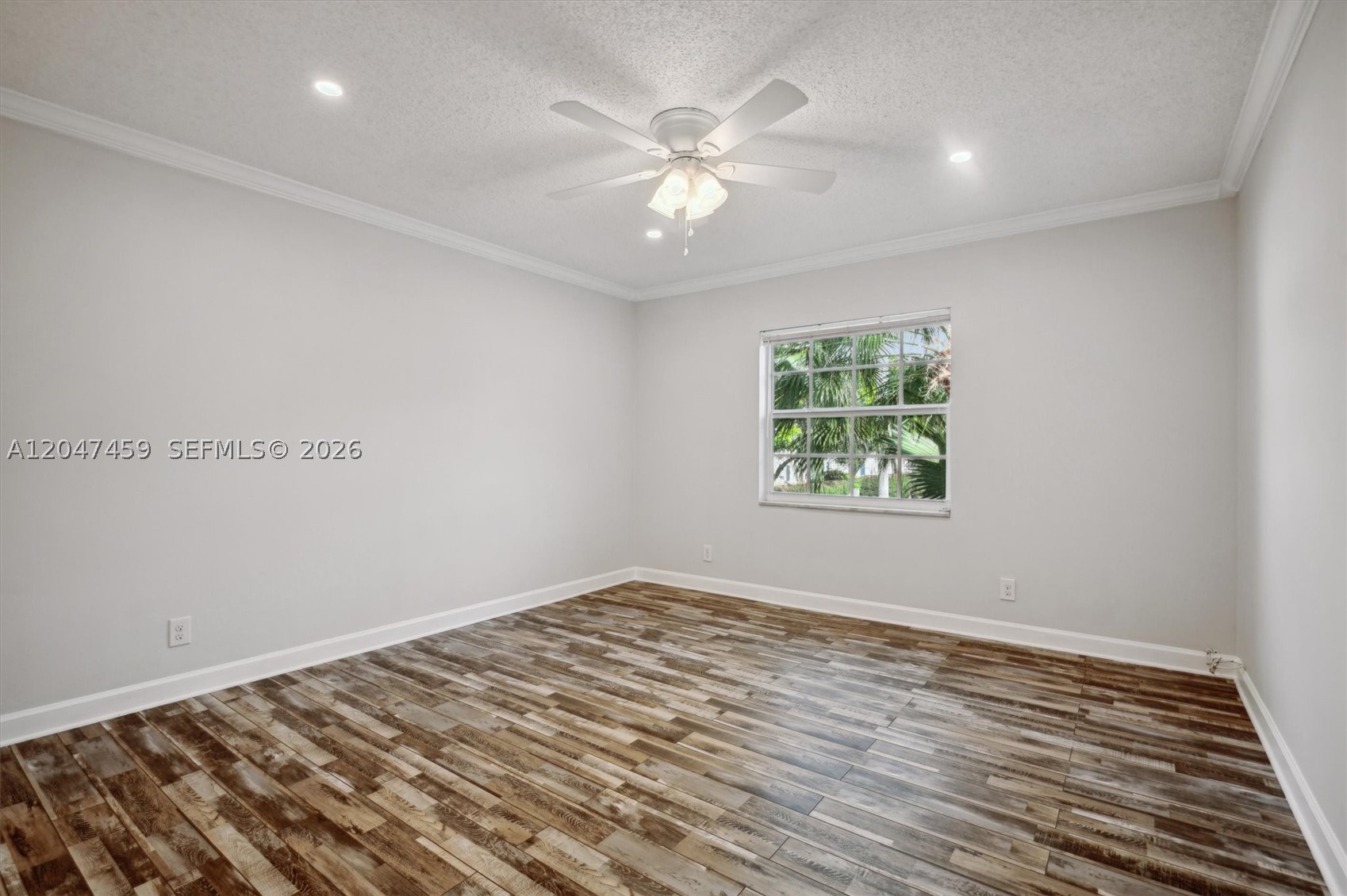 6209 Bay Club Dr #4, Fort Lauderdale FL 33308
