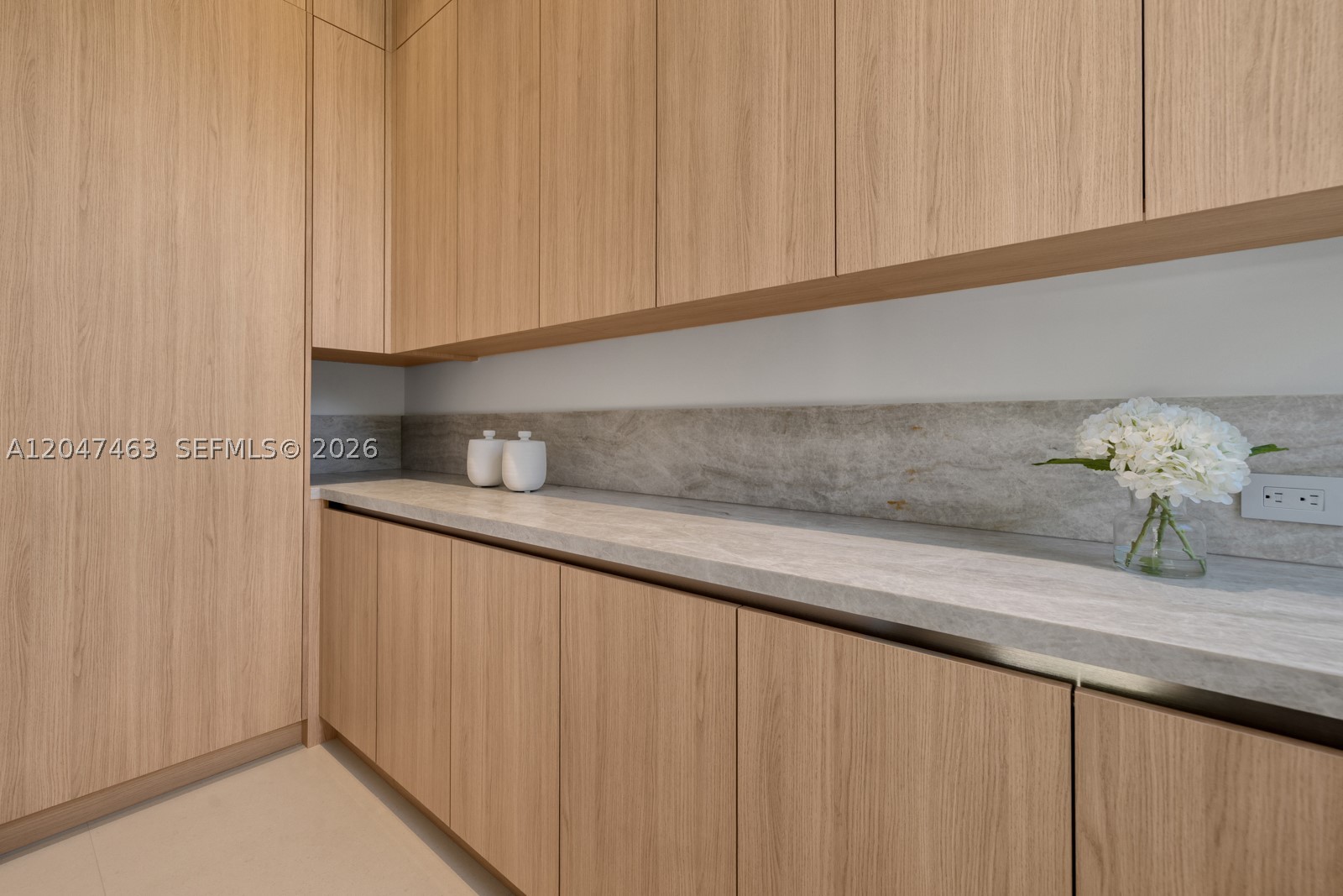 1051 NE 2nd Ter, Boca Raton FL 33432