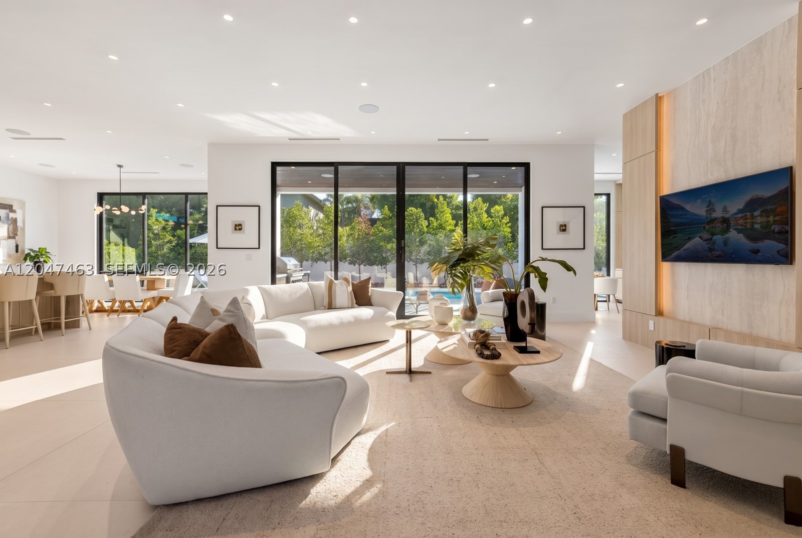 1051 NE 2nd Ter, Boca Raton FL 33432