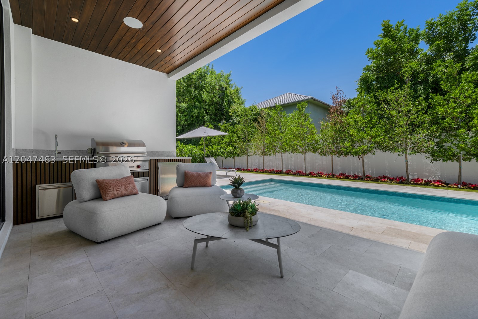 1051 NE 2nd Ter, Boca Raton FL 33432