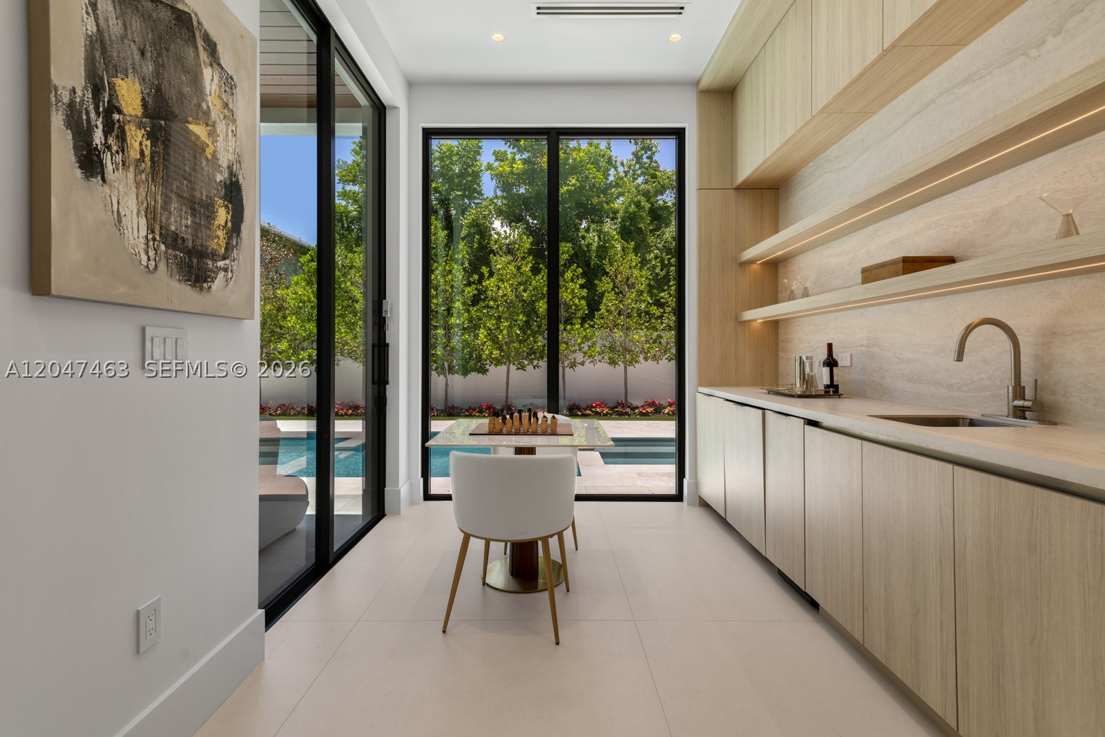 1051 NE 2nd Ter, Boca Raton FL 33432