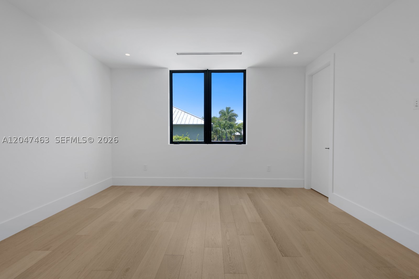 1051 NE 2nd Ter, Boca Raton FL 33432