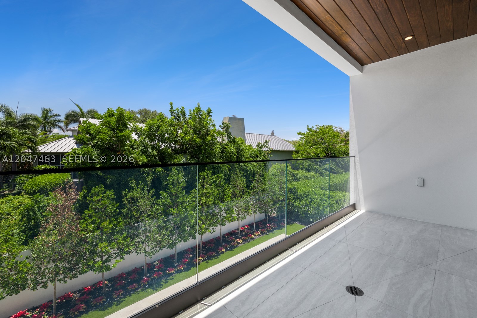 1051 NE 2nd Ter, Boca Raton FL 33432