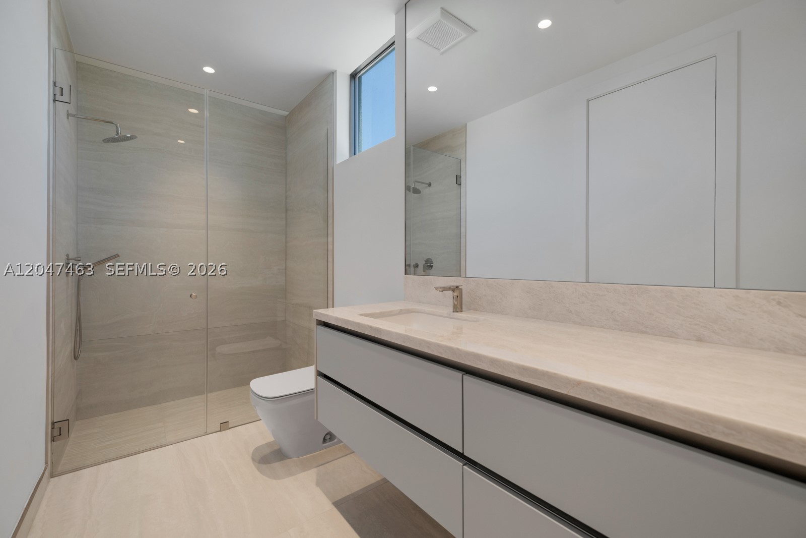 1051 NE 2nd Ter, Boca Raton FL 33432