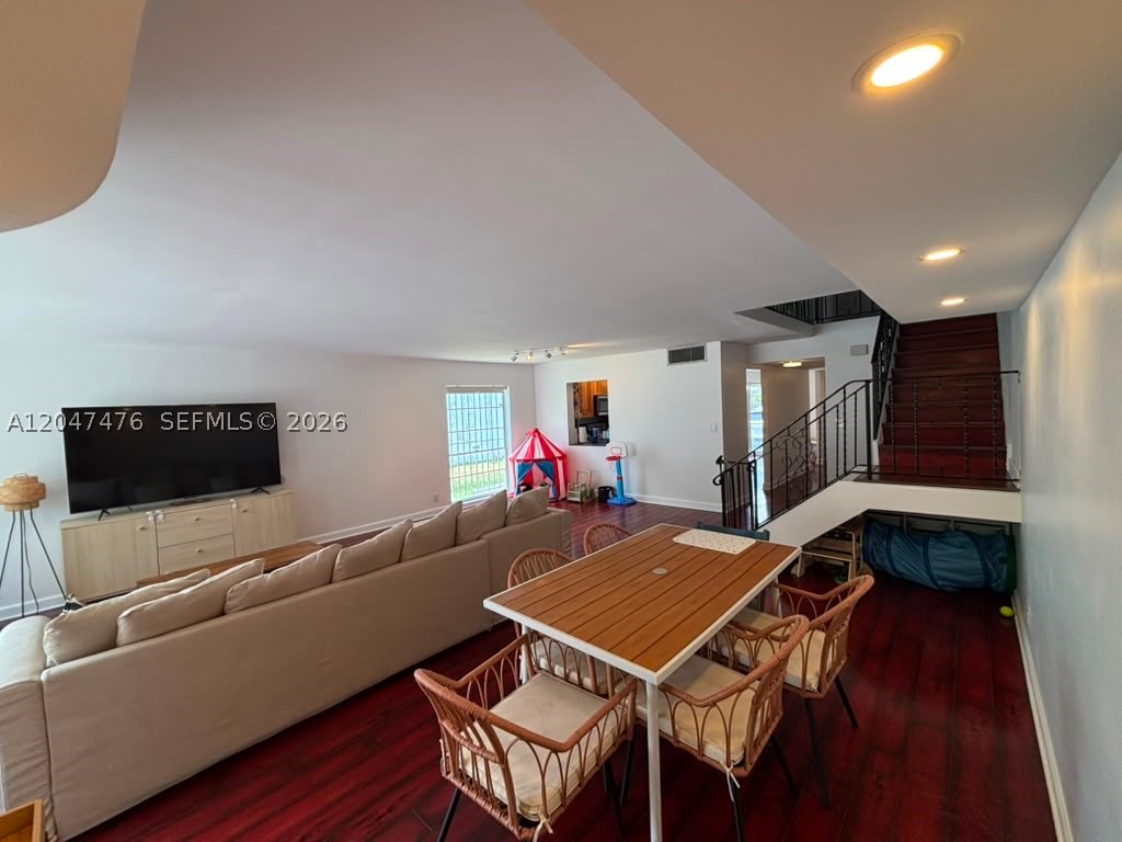 926 NE 27th Ave #926, Hallandale Beach FL 33009