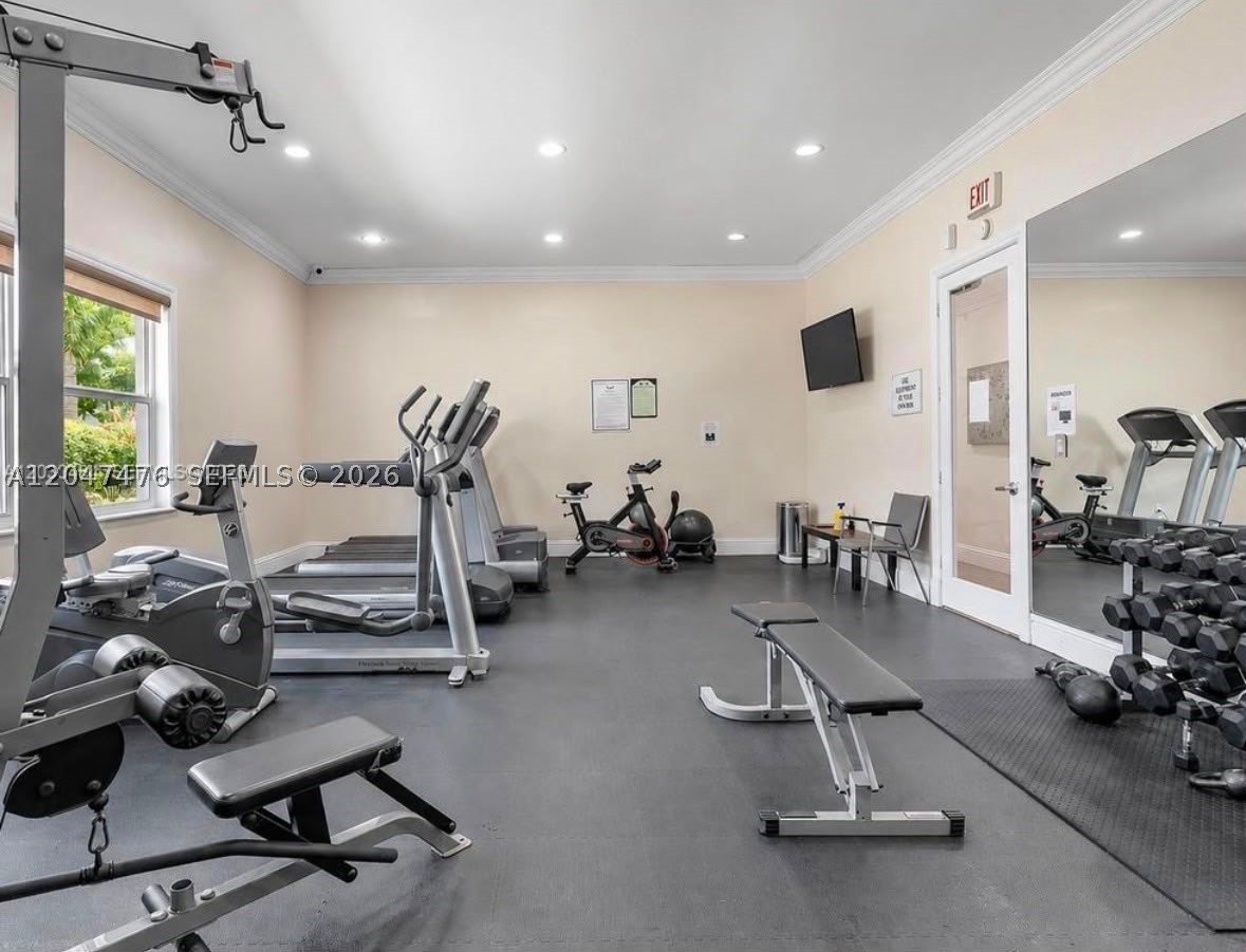 926 NE 27th Ave #926, Hallandale Beach FL 33009