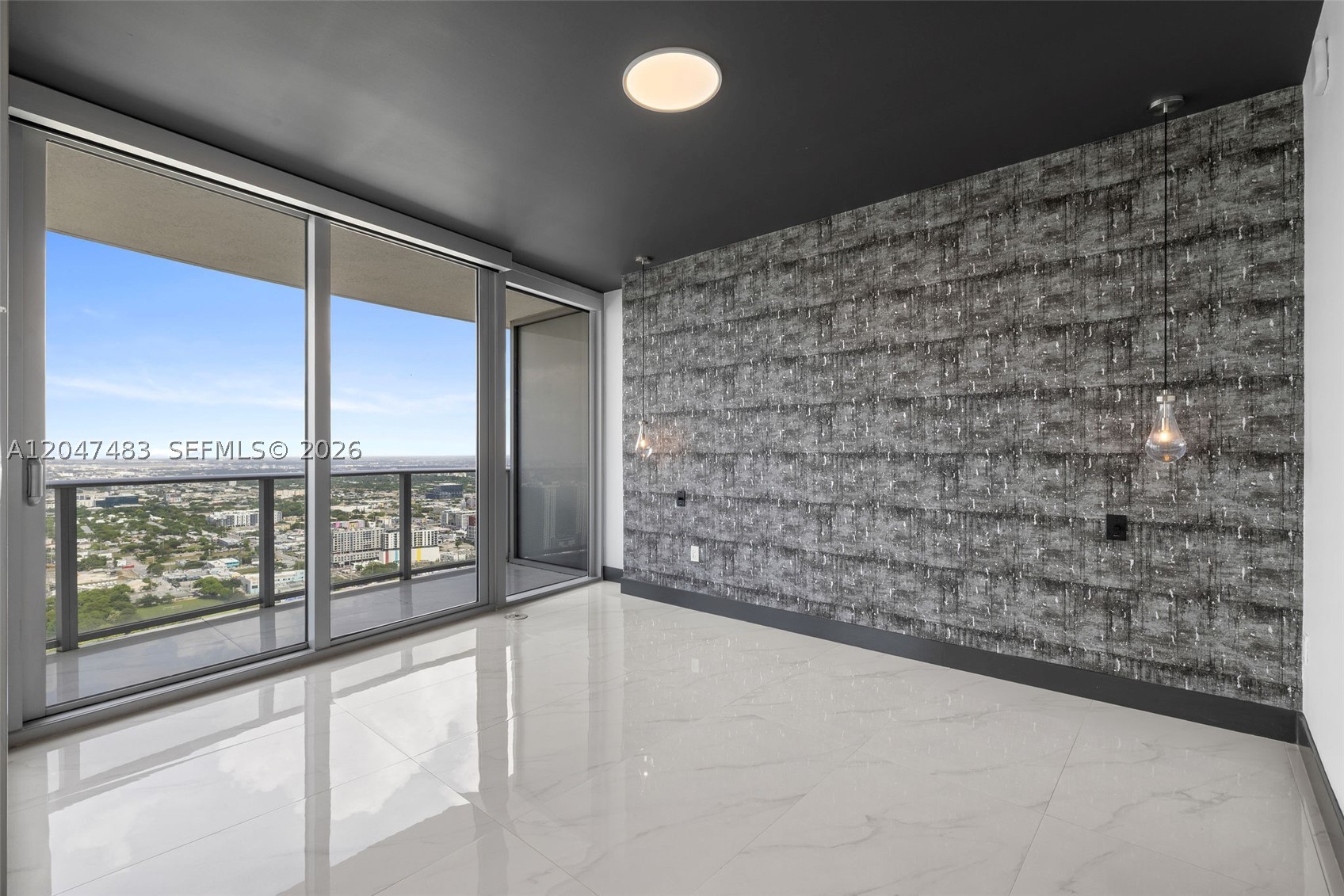 488 NE 18th St #4900, Miami FL 33132