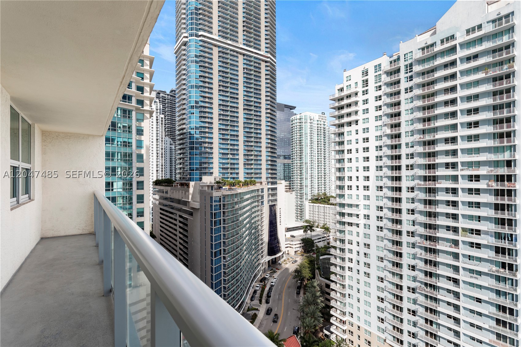 1155 Brickell Bay Dr #2206, Miami FL 33131