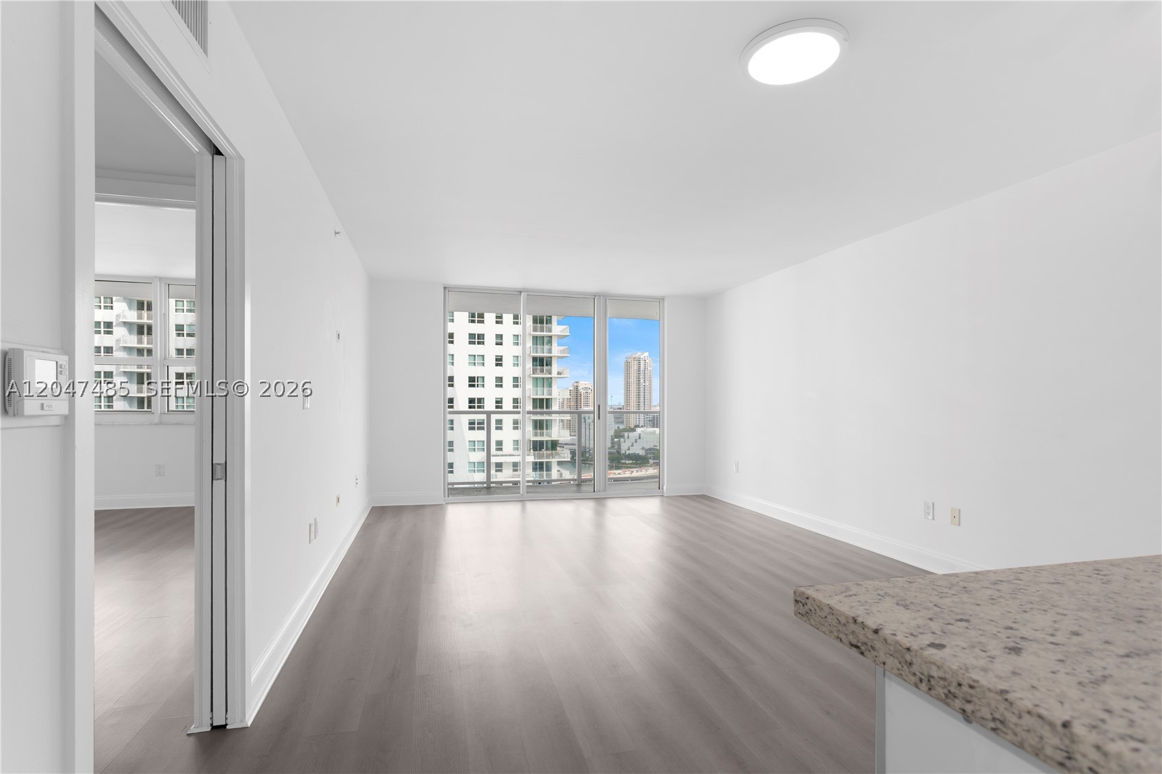 1155 Brickell Bay Dr #2206, Miami FL 33131