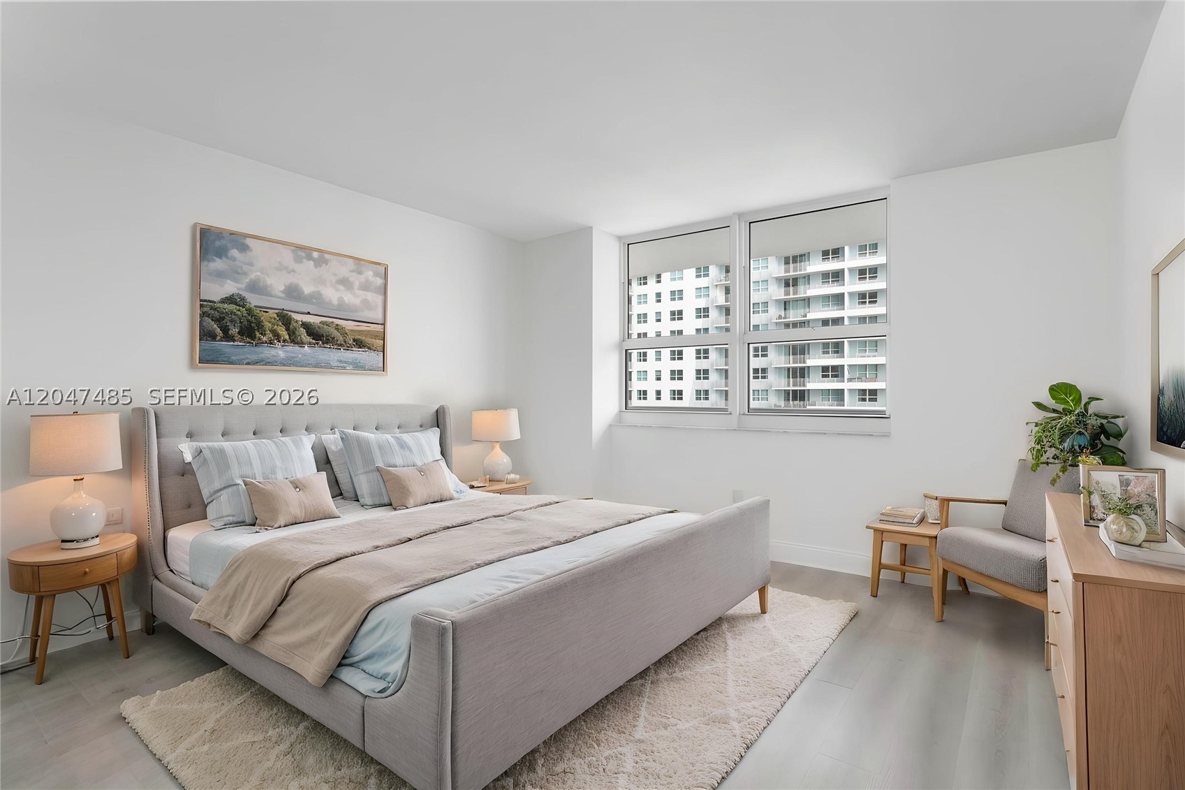 1155 Brickell Bay Dr #2206, Miami FL 33131