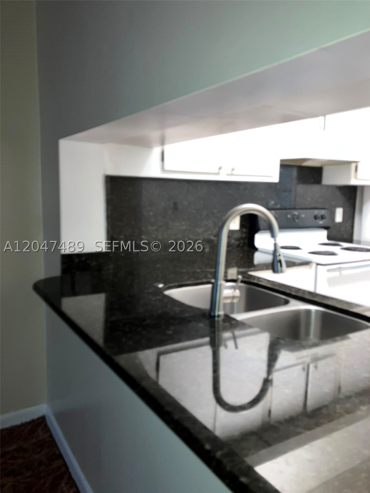 204 Lake Pointe Dr #208, Oakland Park FL 33309