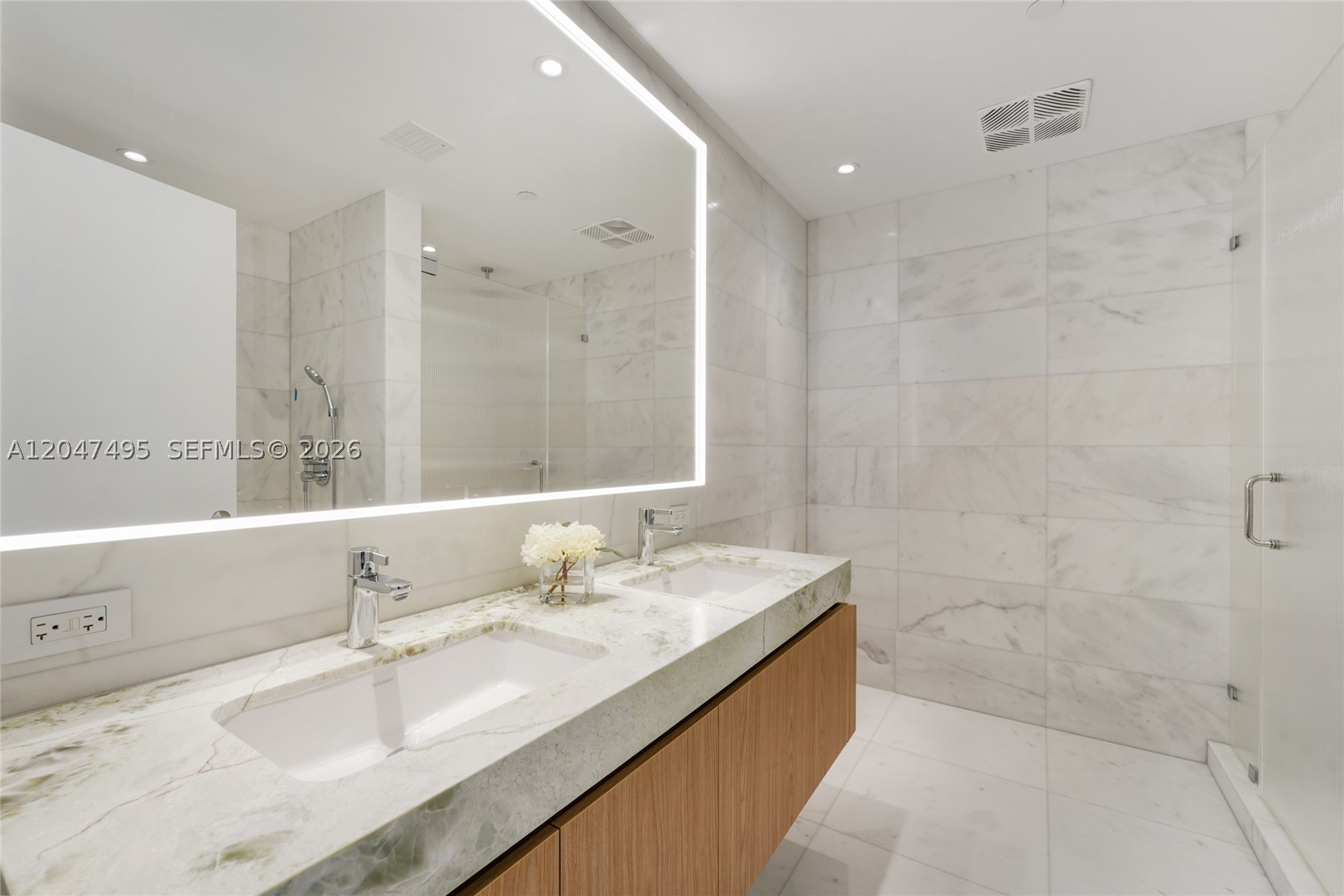 500 Alton Rd #1506, Miami Beach FL 33139
