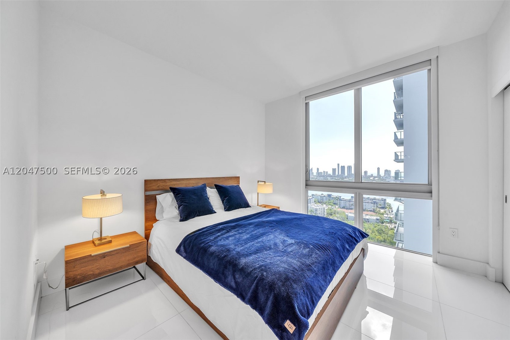 16385 Biscayne Blvd #2707, North Miami Beach FL 33160