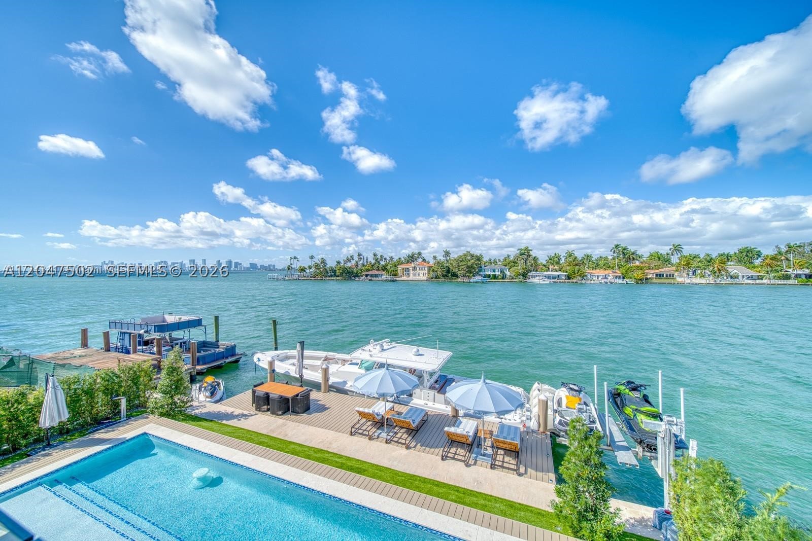 7520 W Treasure Dr, North Bay Village FL 33141