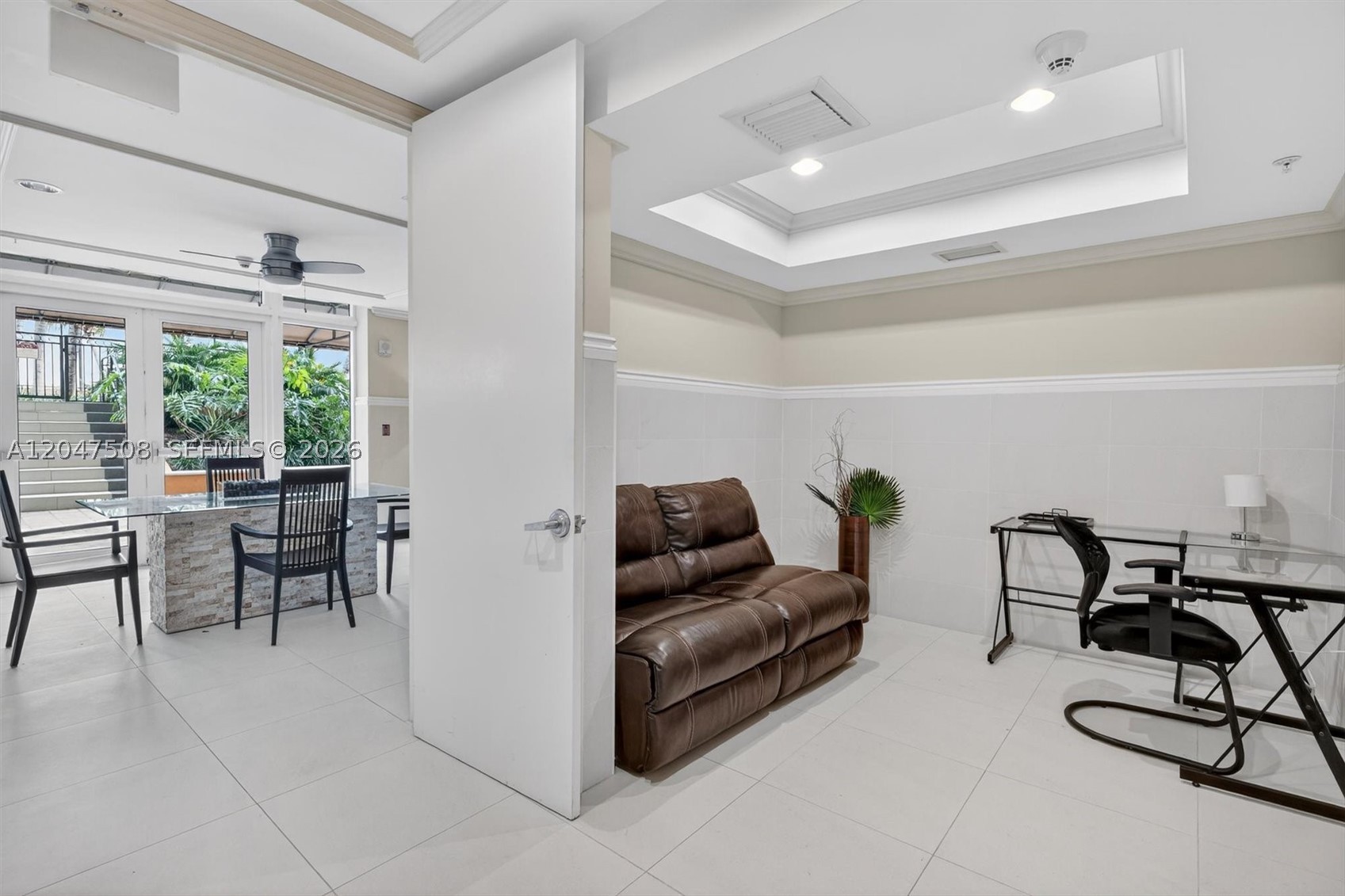 3232 SW Coral Way #903, Miami FL 33145