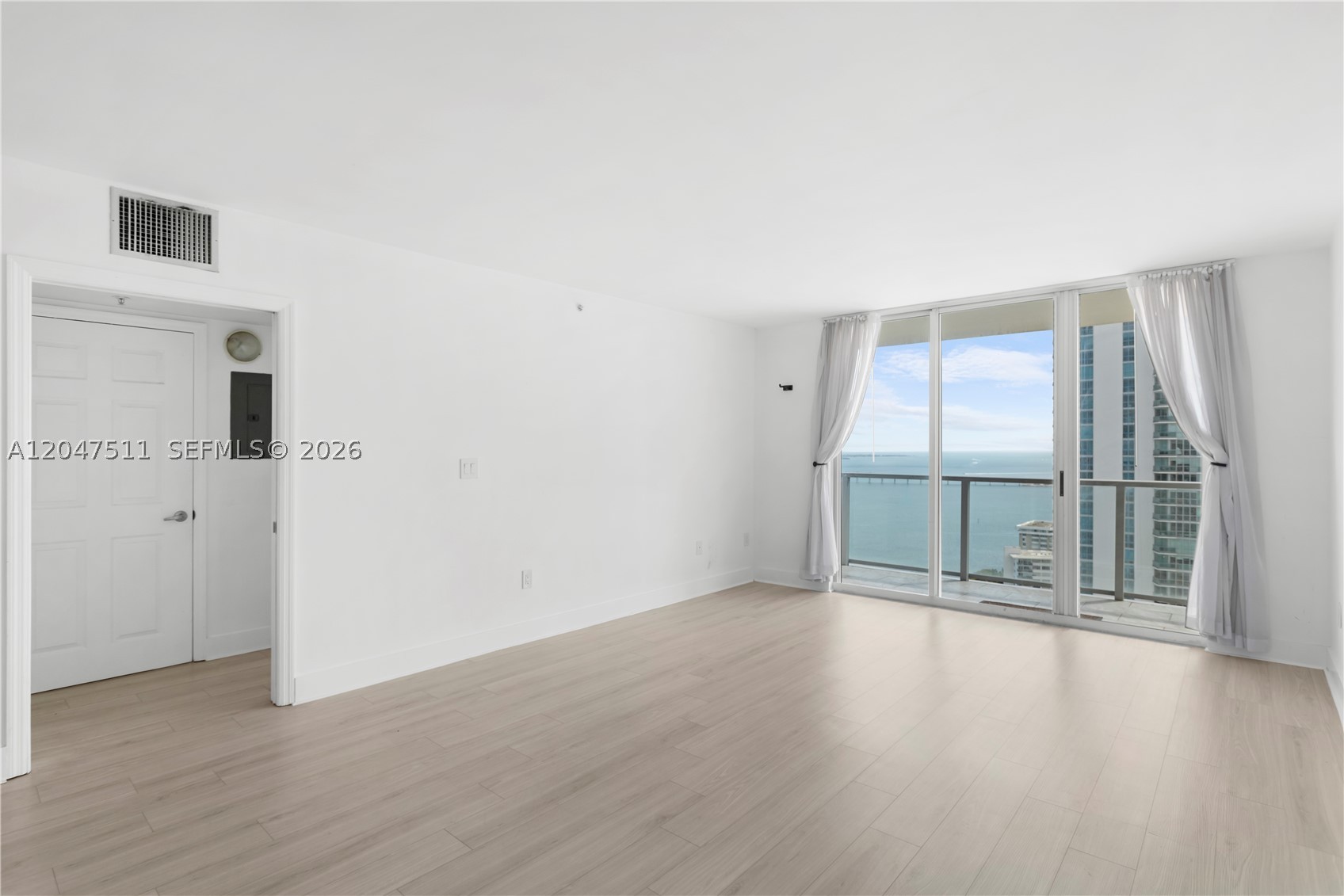1155 Brickell Bay Dr #3105, Miami FL 33131