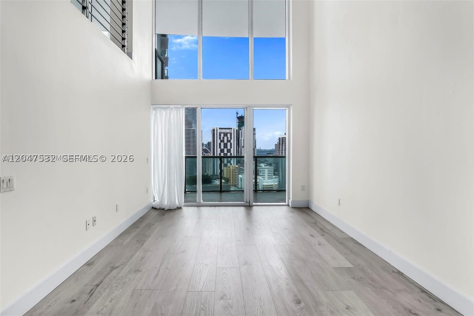 41 SE 5th St #1709, Miami FL 33131